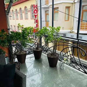 вояж Апартаменты Батуми