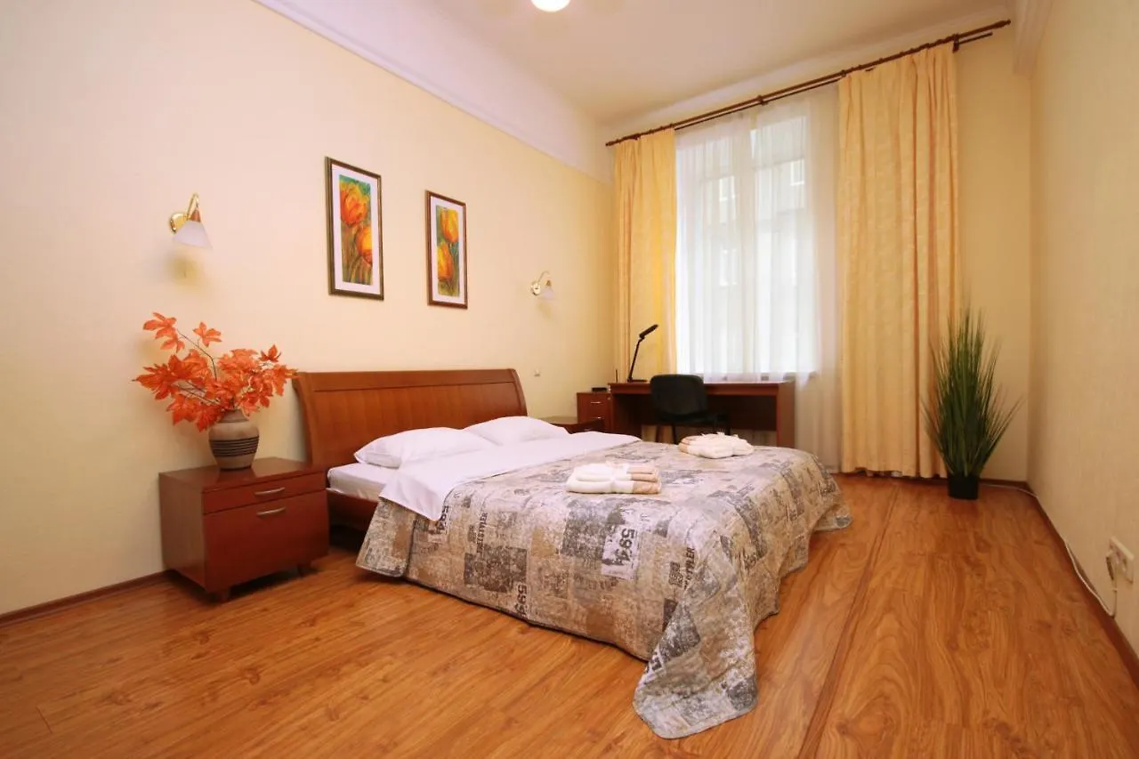 Inn Home Apartments - Kreshchatyk Area Kiev