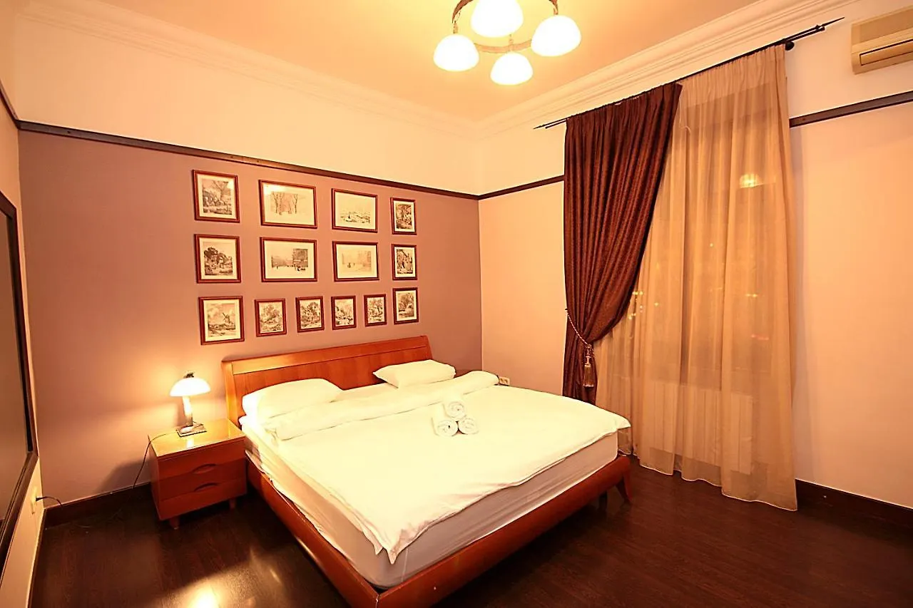 Inn Home Apartments - Kreshchatyk Area كييف
